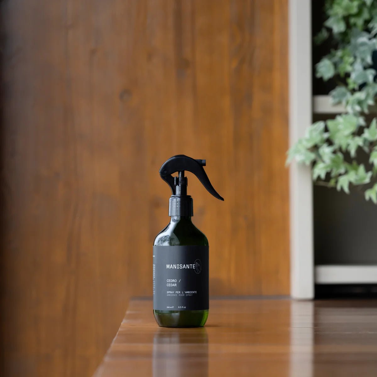 Manisante ambience room spray